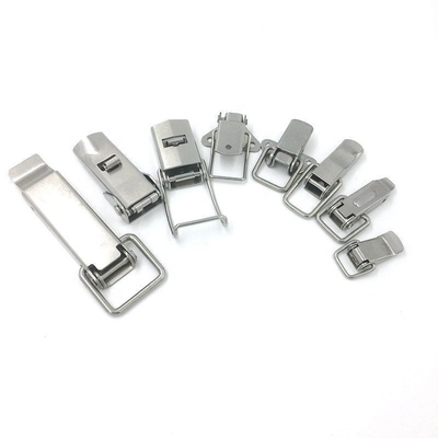 Matériel de fermeture à l'aide d'un verrou pour produits en aluminium
