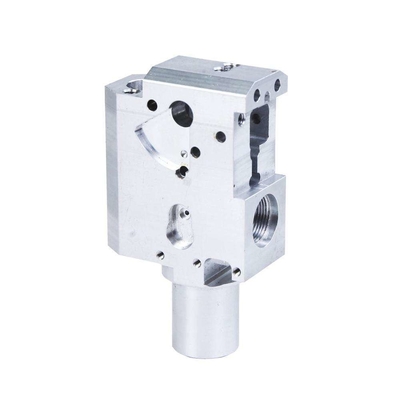 Service de traitement des métaux sur mesure pour les pièces détachées de machines CNC en aluminium de précision à 5 axes