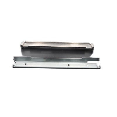 Maîtres de soudure professionnels pour le service de fabrication de tôles métalliques en acier inoxydable de précision