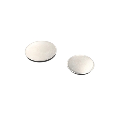 Maîtres de soudure professionnels pour le service de fabrication de tôles métalliques en acier inoxydable de précision