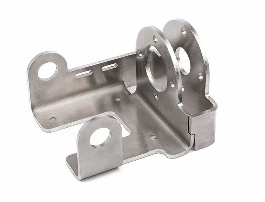 Pièces d'estampage personnalisées en acier inoxydable pour les produits de matériel de précision dans les usines