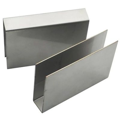 Parties d'estampage personnalisées en acier inoxydable pour la fabrication de composants de matériel CNC OEM