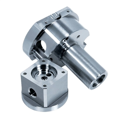 Pièces de matériel CNC à 5 axes en acier inoxydable pour le matériel de construction traitées par estampage