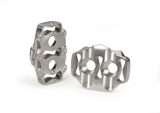Équipement 3/4/5 Centre d'usinage d'axes CNC Machining de pièces de précision pour les couleurs personnalisées